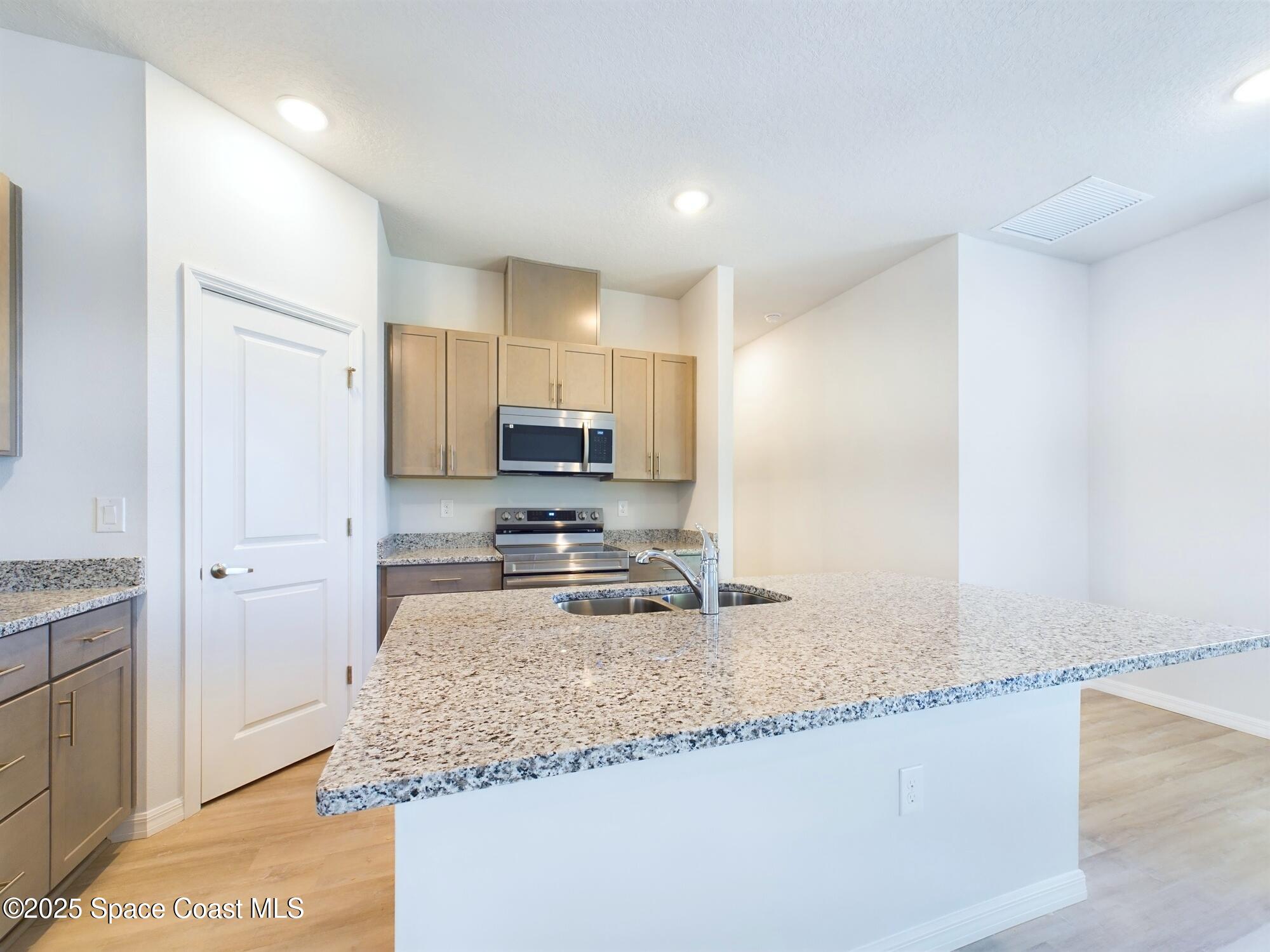 692 Mistletoe Street Palm Bay, FL 32908 - Photo 36 of 47 CAM03399G0-PR0030-STILL029