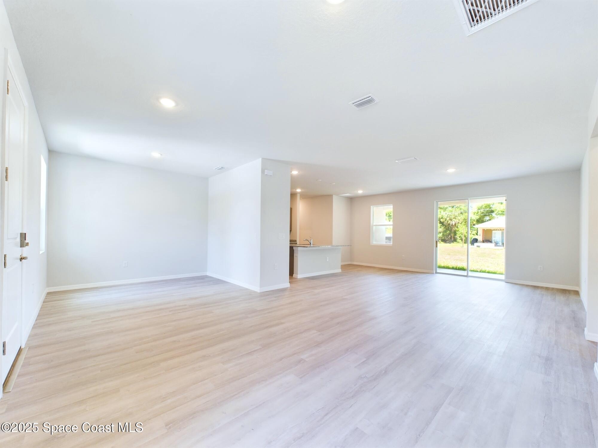 692 Mistletoe Street Palm Bay, FL 32908 - Photo 7 of 47 CAM03399G0-PR0030-STILL040