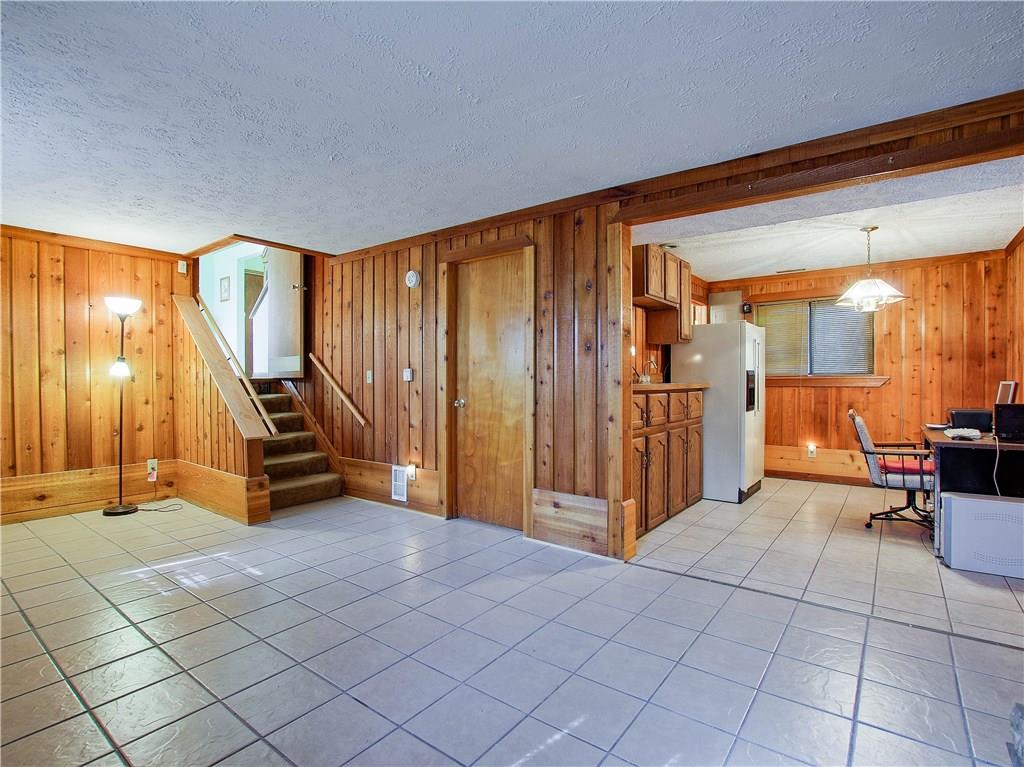7614 5 Points Road Indianapolis, IN 46259 - Photo 11 of 31 Gallery Image 11