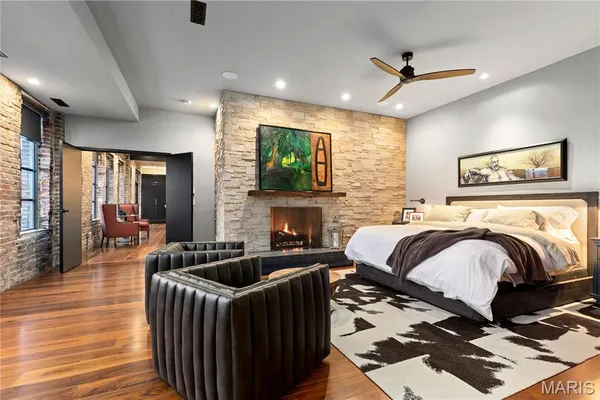 $3,150,000 | Undisclosed Address, St. Louis, MO 63108