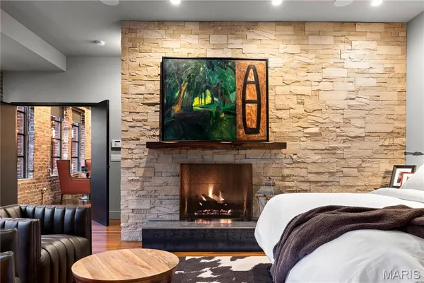 $3,150,000 | Undisclosed Address, St. Louis, MO 63108