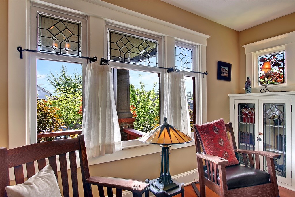 5622 Keystone Place North Seattle, WA 98103 - Photo 5 of 15 Gallery Image 5