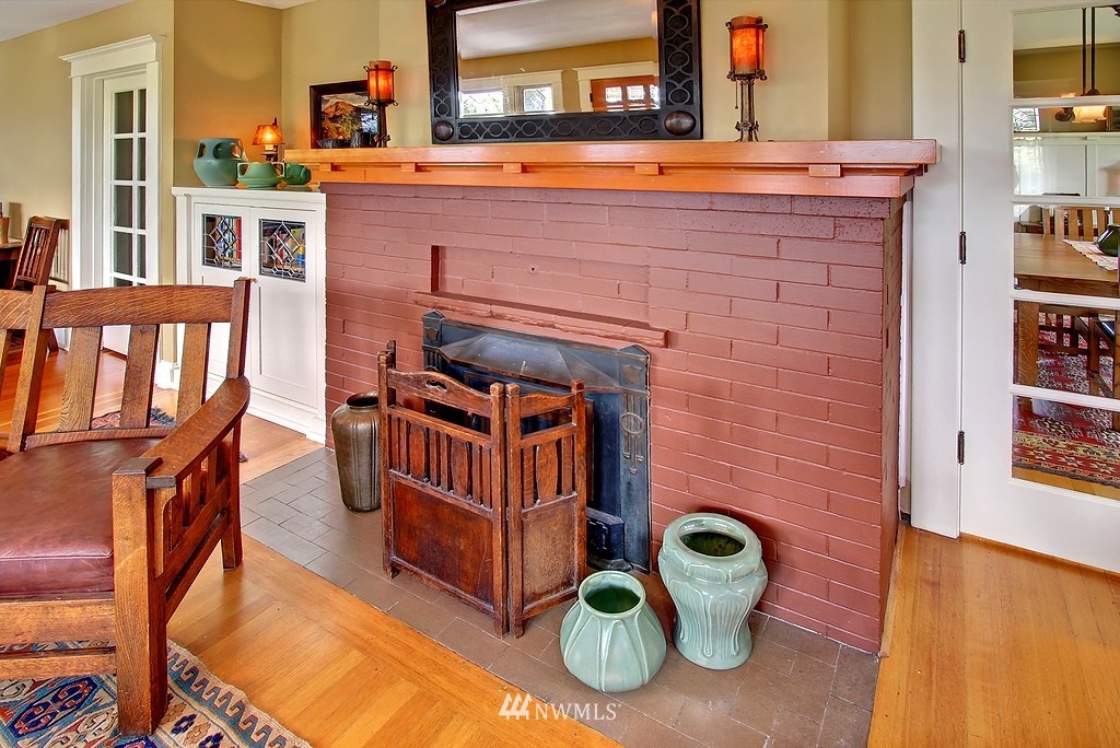 5622 Keystone Place North Seattle, WA 98103 - Photo 6 of 15 Gallery Image 6