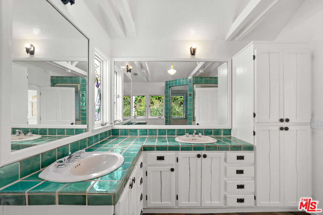 20 Latimer Road Santa Monica, CA 90402 - Photo 23 of 50