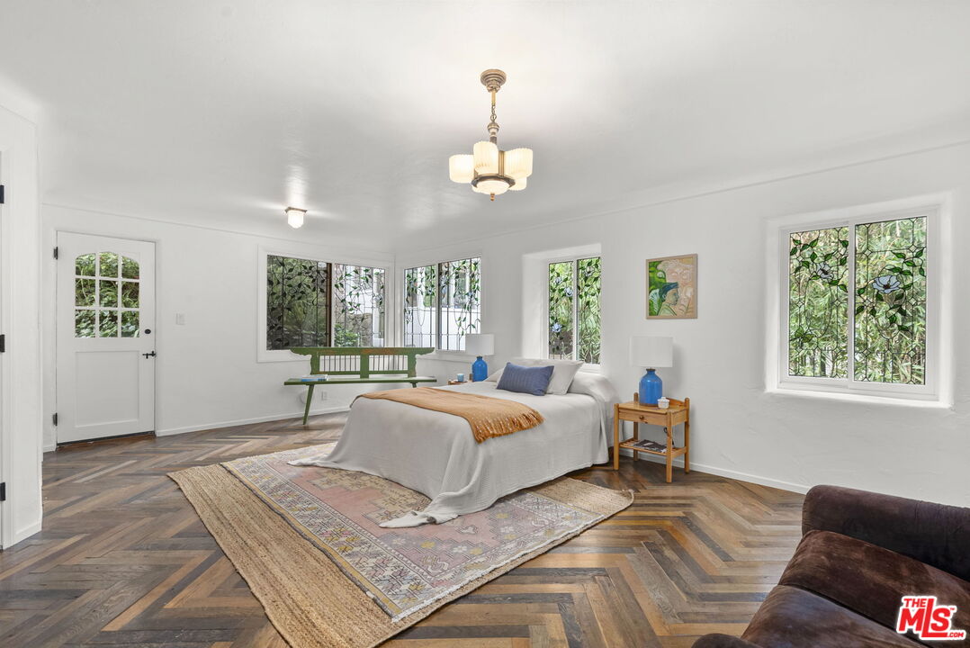 20 Latimer Road Santa Monica, CA 90402 - Photo 26 of 50