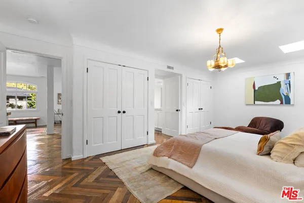 $7,775,000 | 20 Latimer Road, Santa Monica, CA 90402