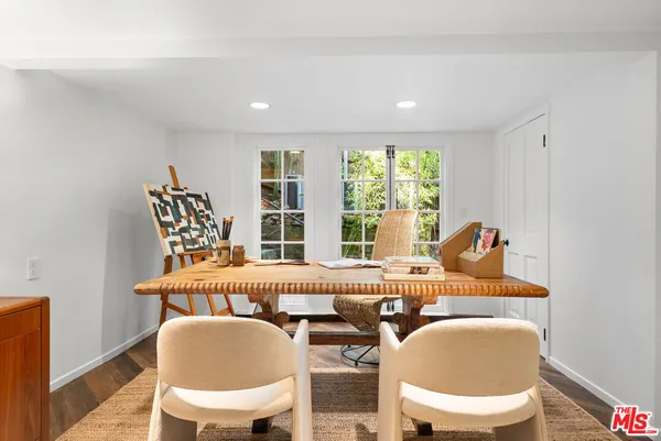 $7,775,000 | 20 Latimer Road, Santa Monica, CA 90402