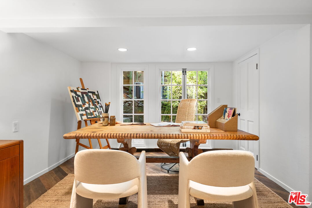 20 Latimer Road Santa Monica, CA 90402 - Photo 32 of 50