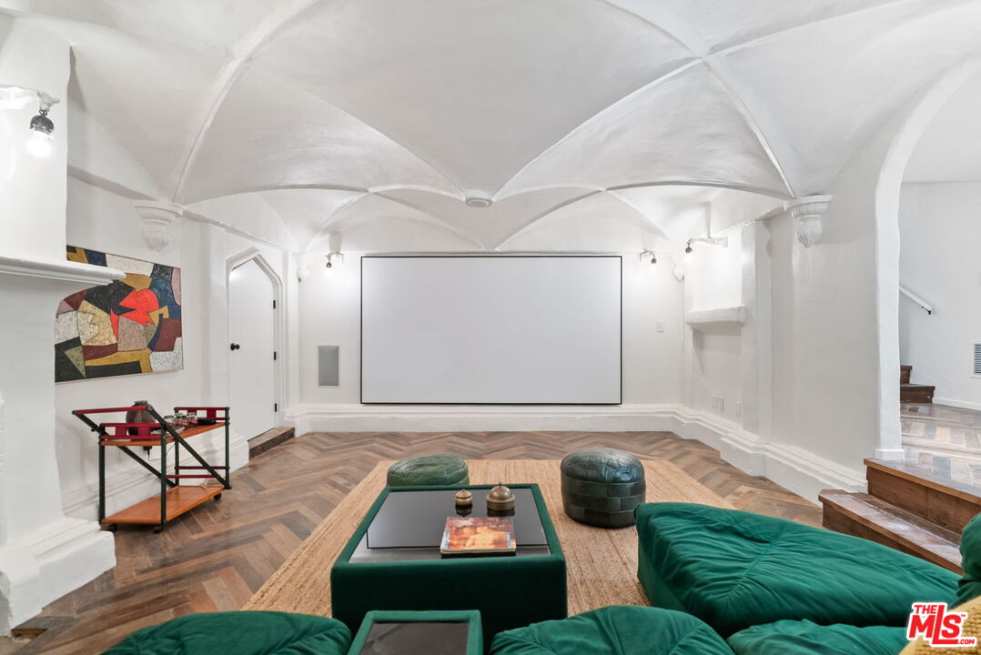 20 Latimer Road Santa Monica, CA 90402 - Photo 34 of 50