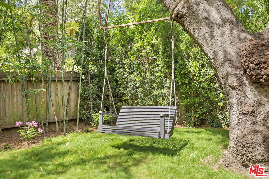 20 Latimer Road Santa Monica, CA 90402 - Photo 41 of 50