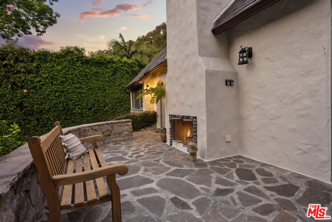 20 Latimer Road Santa Monica, CA 90402 - Photo 48 of 50