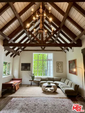 $7,775,000 | 20 Latimer Road, Santa Monica, CA 90402