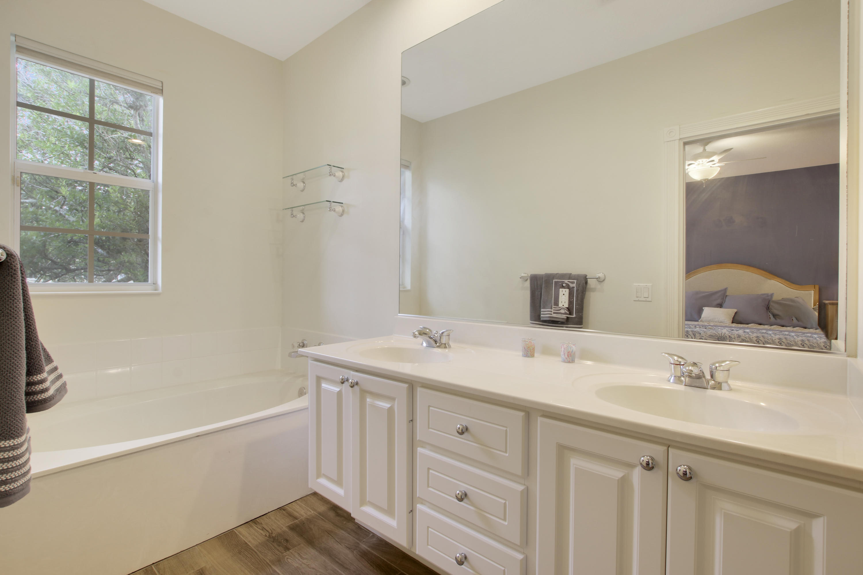 1603 Frederick Small Road Jupiter, FL 33458 - Photo 20 of 36 Master Bath