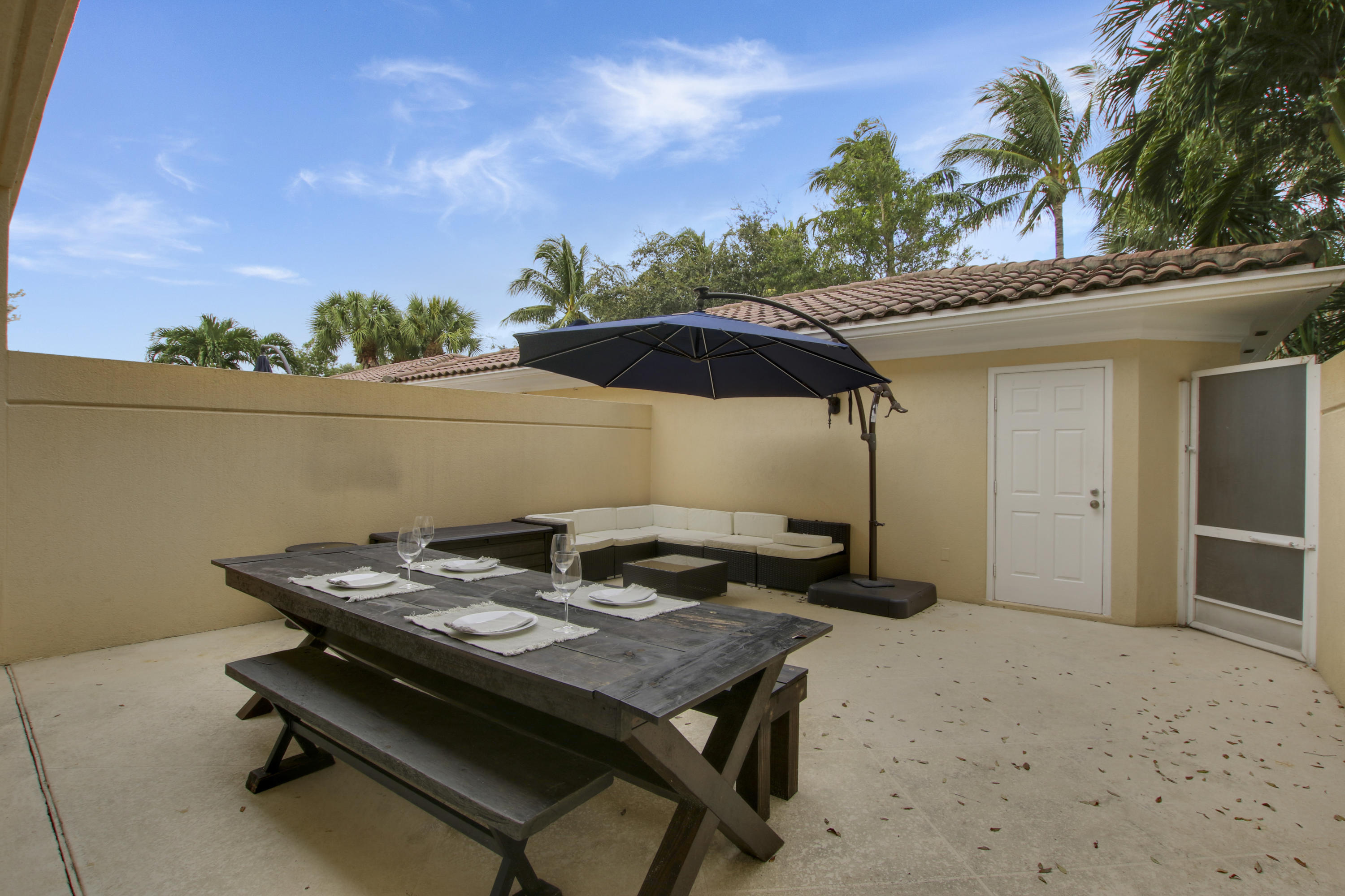 1603 Frederick Small Road Jupiter, FL 33458 - Photo 26 of 36 Courtyard