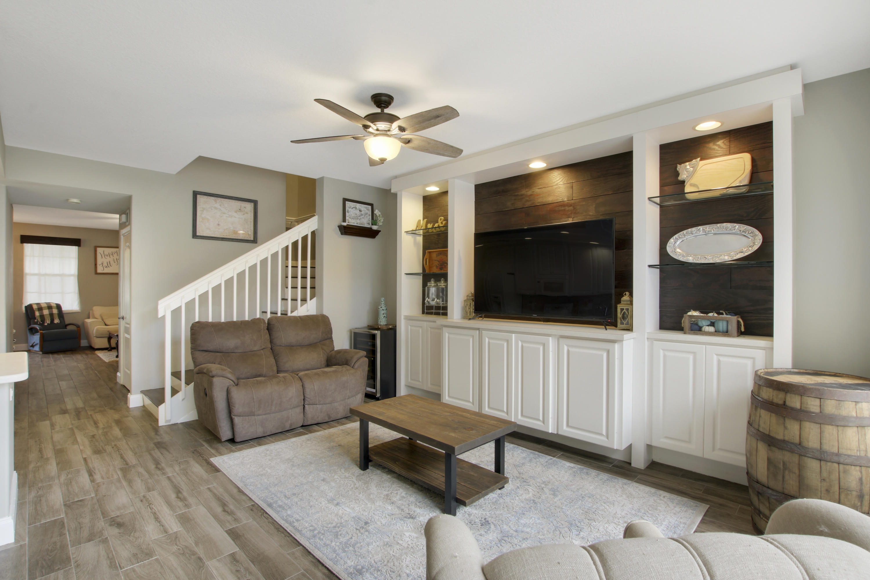 1603 Frederick Small Road Jupiter, FL 33458 - Photo 7 of 36 Living Room