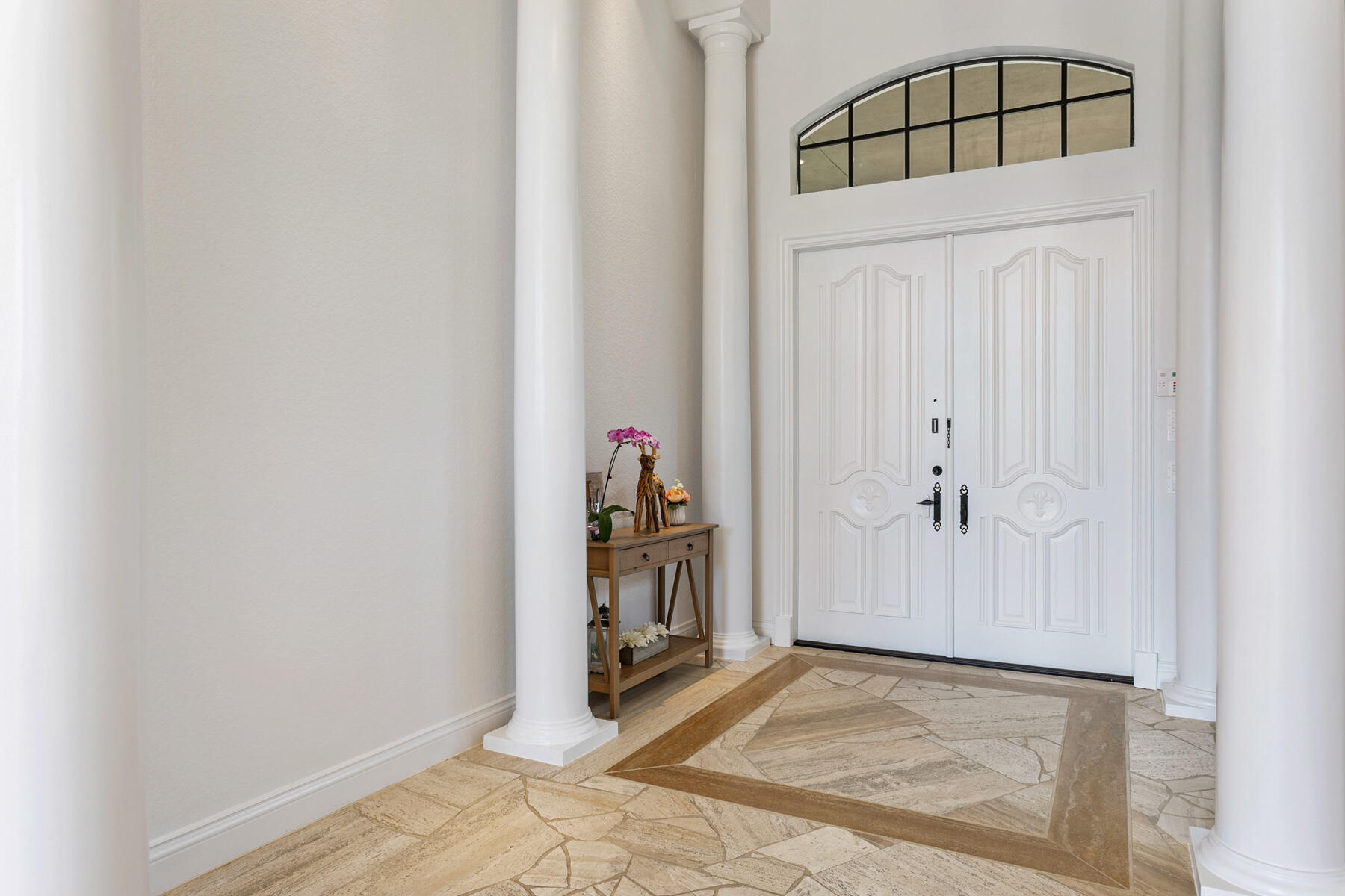 8158 Native Dancer Road East Palm Beach Gardens, FL 33418 - Photo 22 of 47 Foyer_web steep 15
