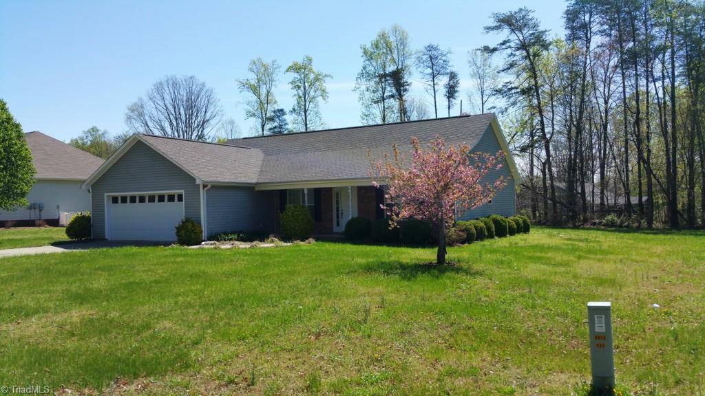 8793 Circle Drive Rural Hall, NC 27045 - Photo 2 of 15 Gallery Image 2