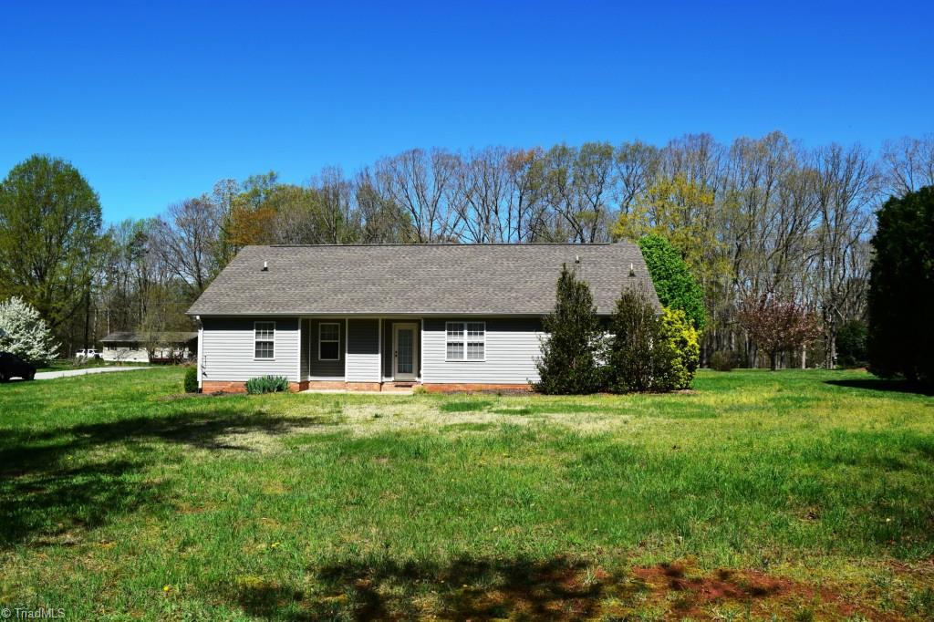 8793 Circle Drive Rural Hall, NC 27045 - Photo 5 of 15 Large level backyard!