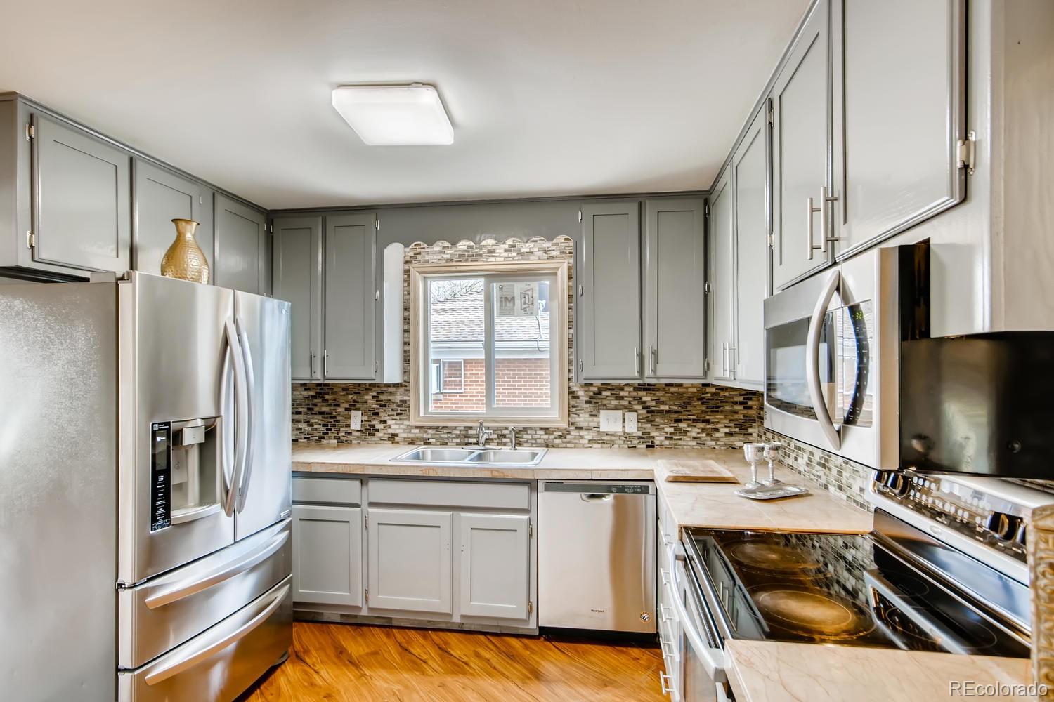 7813 Raritan Street Denver, CO 80221 - Photo 8 of 28 Gallery Image 8