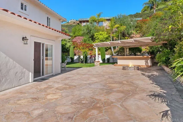 $1,699,999 | 2535 San Clemente Avenue, Vista, CA 92084