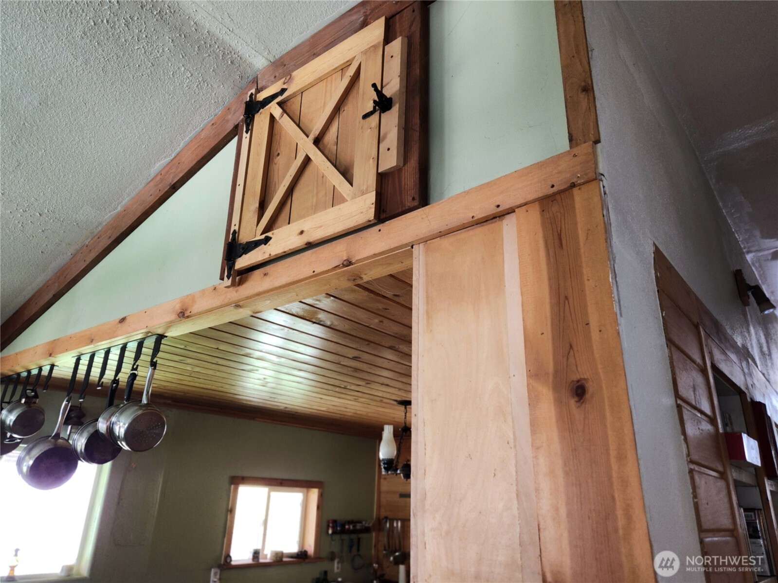 363 Sheridan Road Republic, WA 99166 - Photo 8 of 40 Gallery Image 8