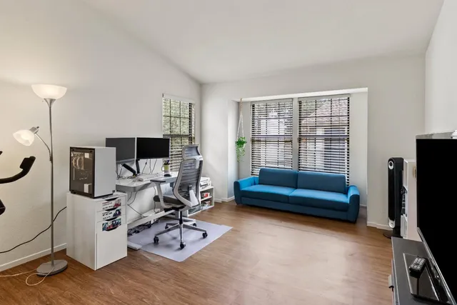 $315,000 | 3900 Park Cir Lane, Unit B, Carmichael, CA 95608