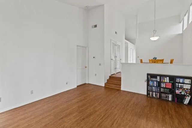 $315,000 | 3900 Park Cir Lane, Unit B, Carmichael, CA 95608