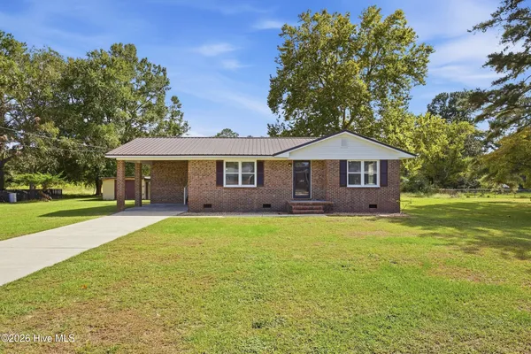 $169,000 | 109 Walnut Street, Bladenboro, NC 28320