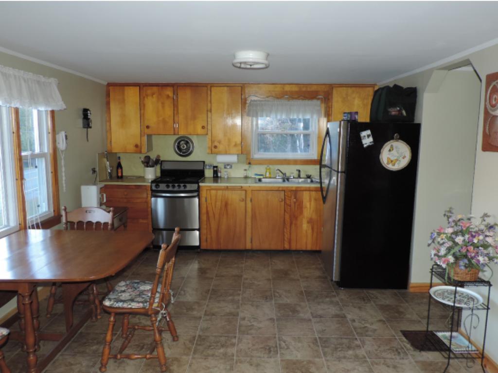 1648 South Barton Road Barton, VT 05822 - Photo 4 of 13