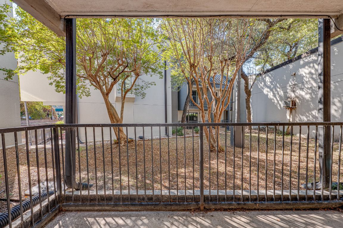 935 La Posada Drive, Unit 156 Austin, TX 78752 - Photo 18 of 40 a view of a porch