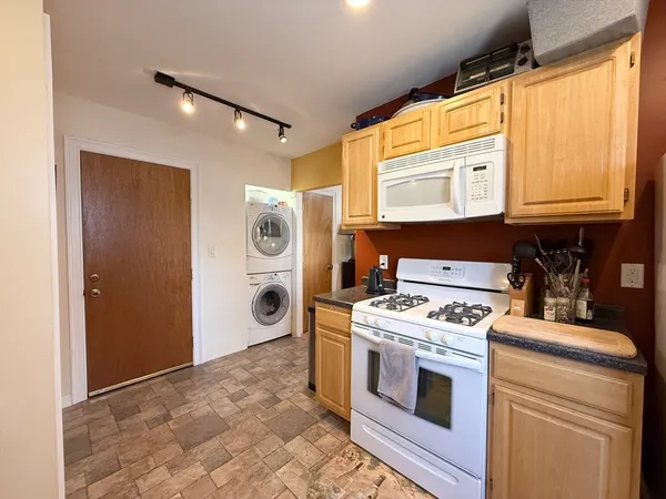 $2,600 | 295 Allston Street, Unit 1, Cambridge, MA 02139