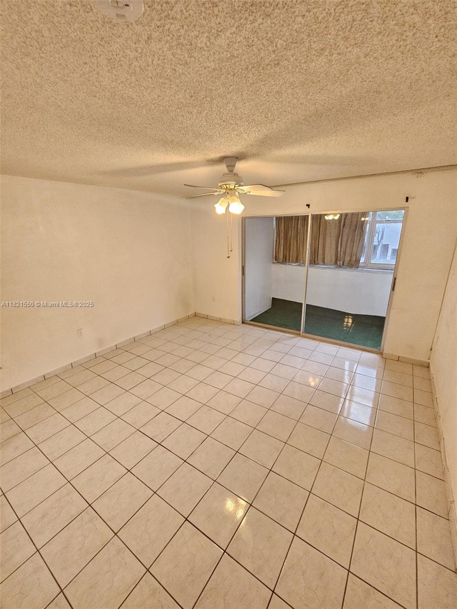 1555 West 44th Place, Unit 221B Hialeah, FL 33012 - Photo 11 of 15