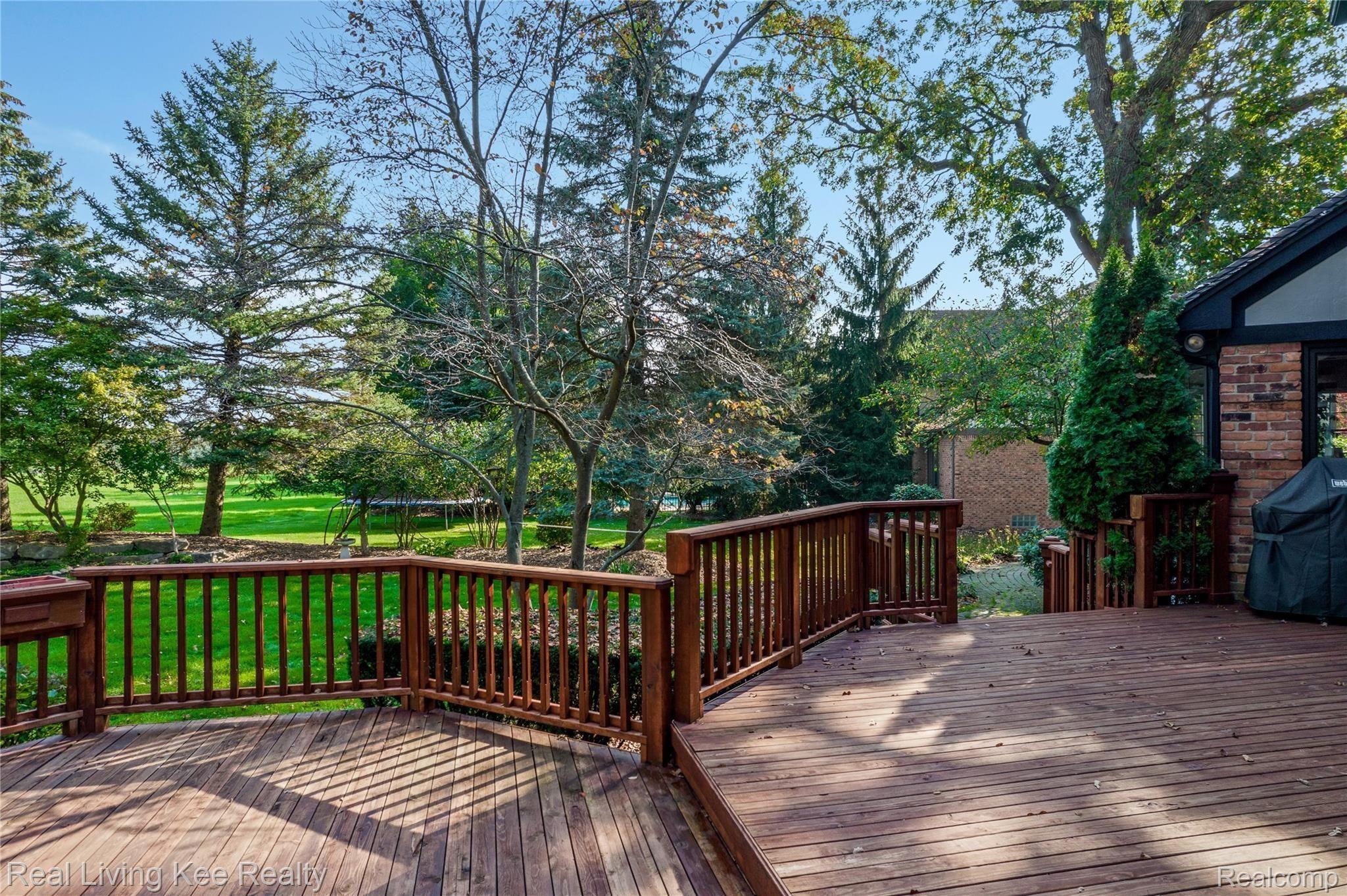 5901 Murfield Drive Rochester, MI 48306 - Photo 50 of 62 90-print-5901 Murfield - RESHOOT0032.jpg