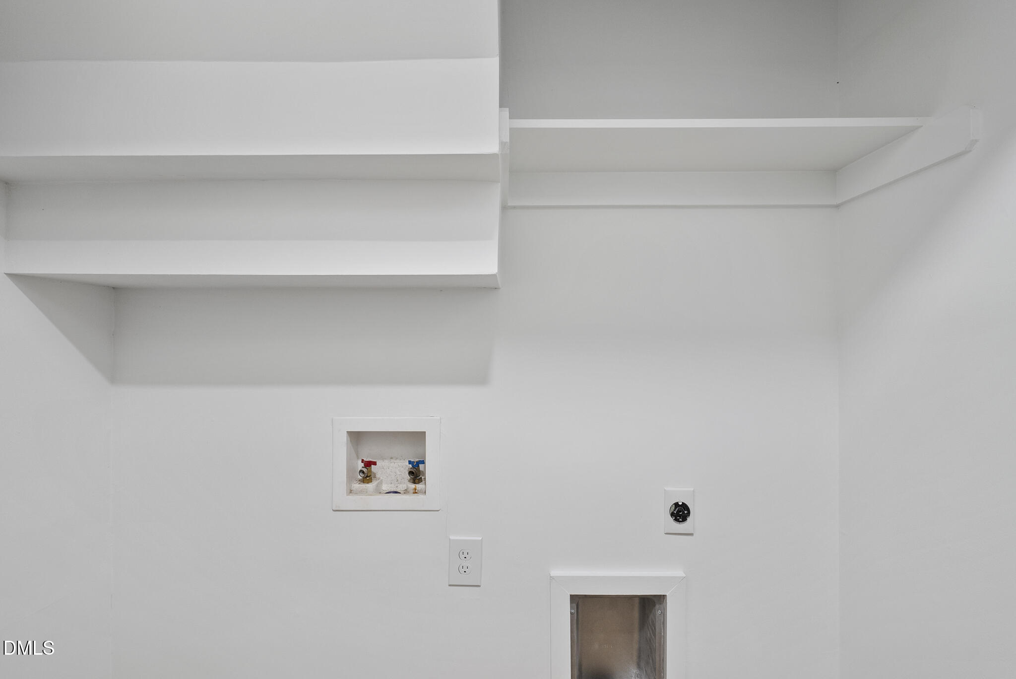 7804 Brandyapple Drive Raleigh, NC 27615 - Photo 32 of 58 a view of a hallway