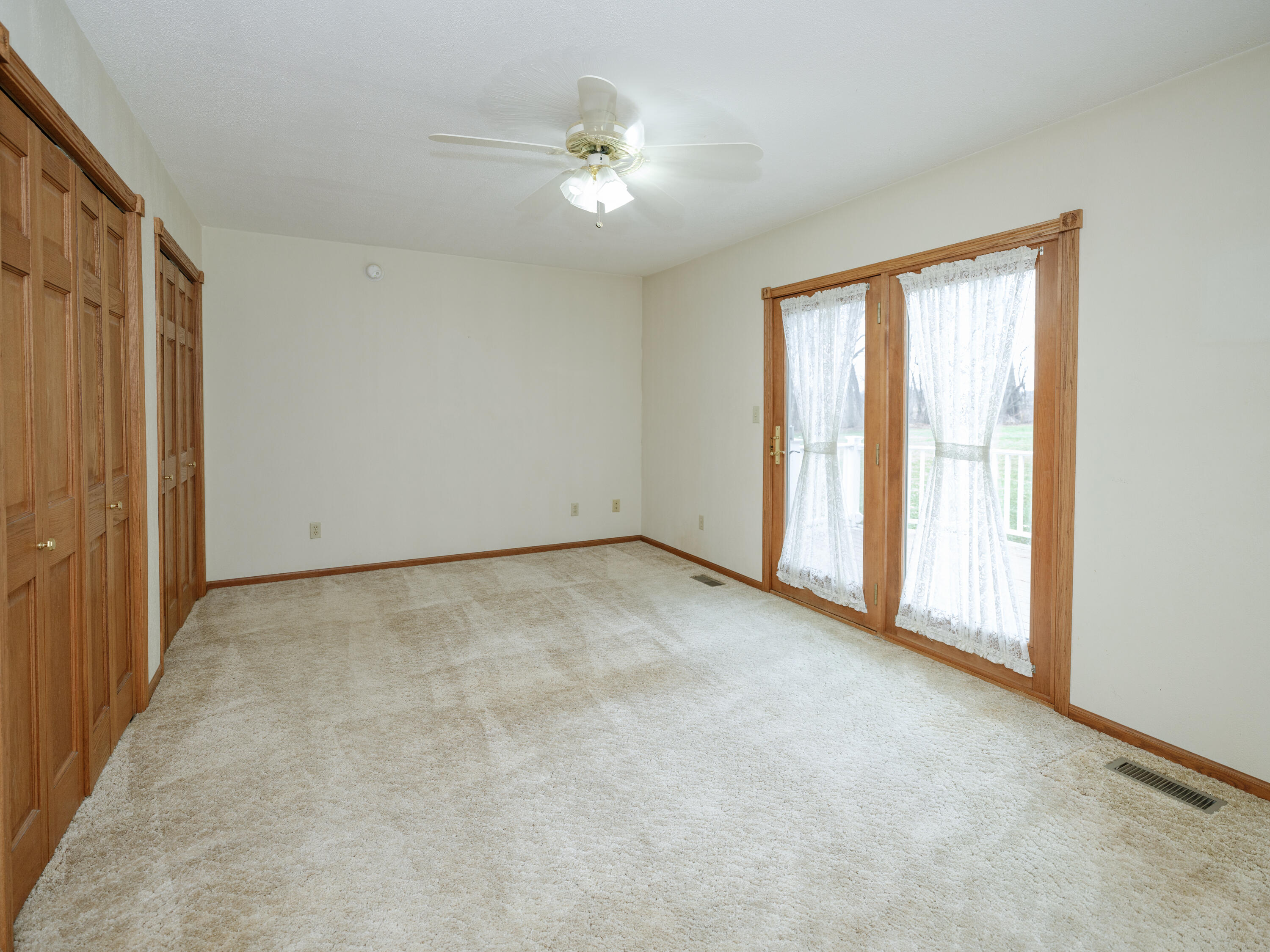 28459 Kelly Road Sturgis, MI 49091 - Photo 14 of 37 28459 Kelly Rd-114