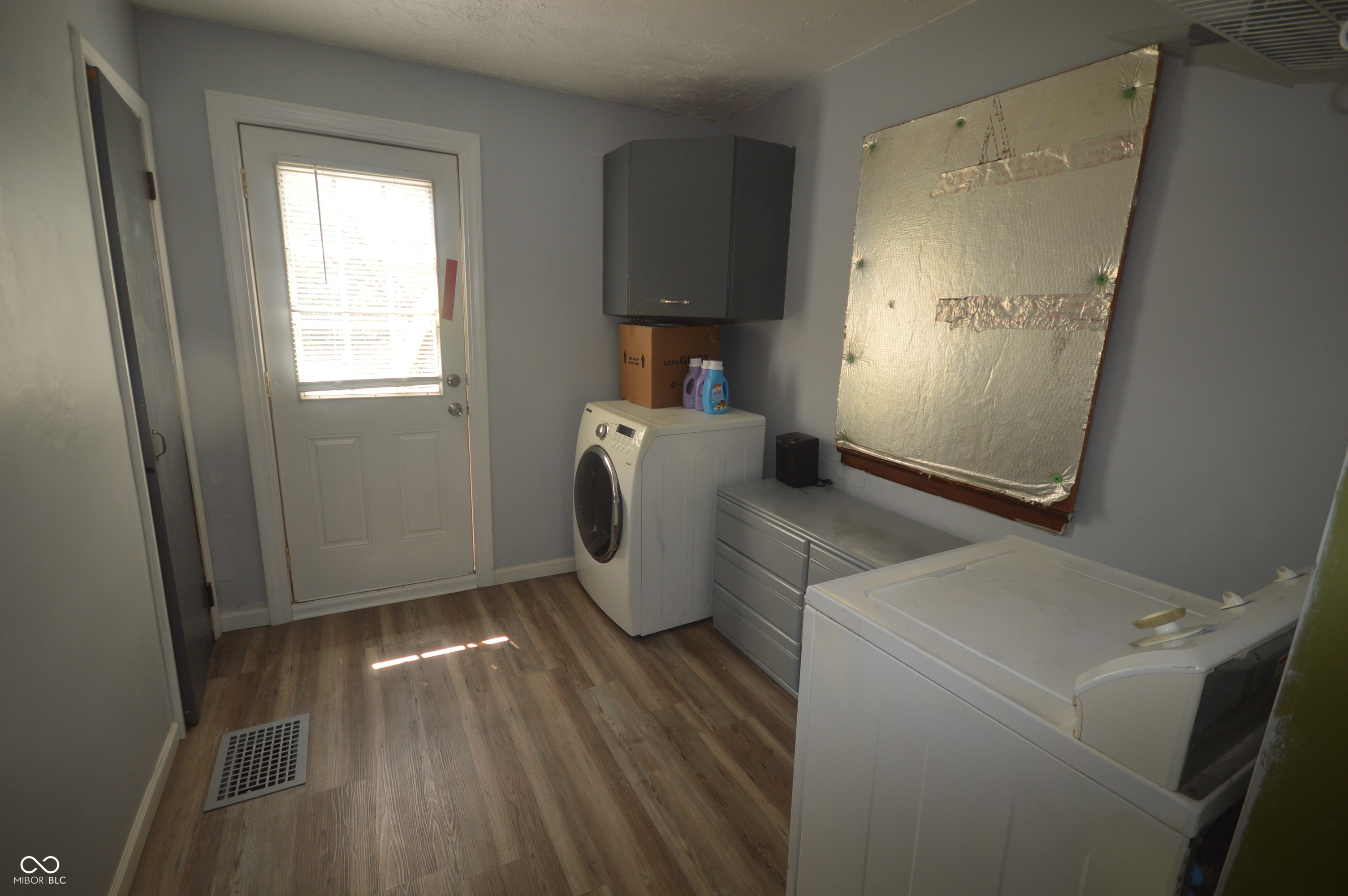 8225 Crawfordsville Road Indianapolis, IN 46214 - Photo 10 of 12