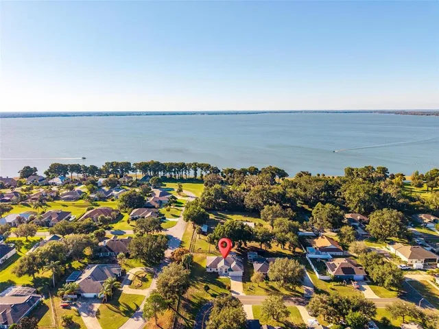 $260,000 | 2011 Oakbend Drive, Eustis, FL 32726