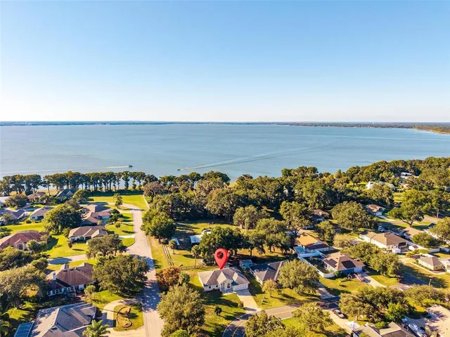 $260,000 | 2011 Oakbend Drive, Eustis, FL 32726