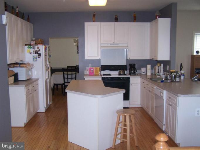 2704 Rona Road Gwynn Oak, MD 21207 - Photo 16 of 25 Kitchen