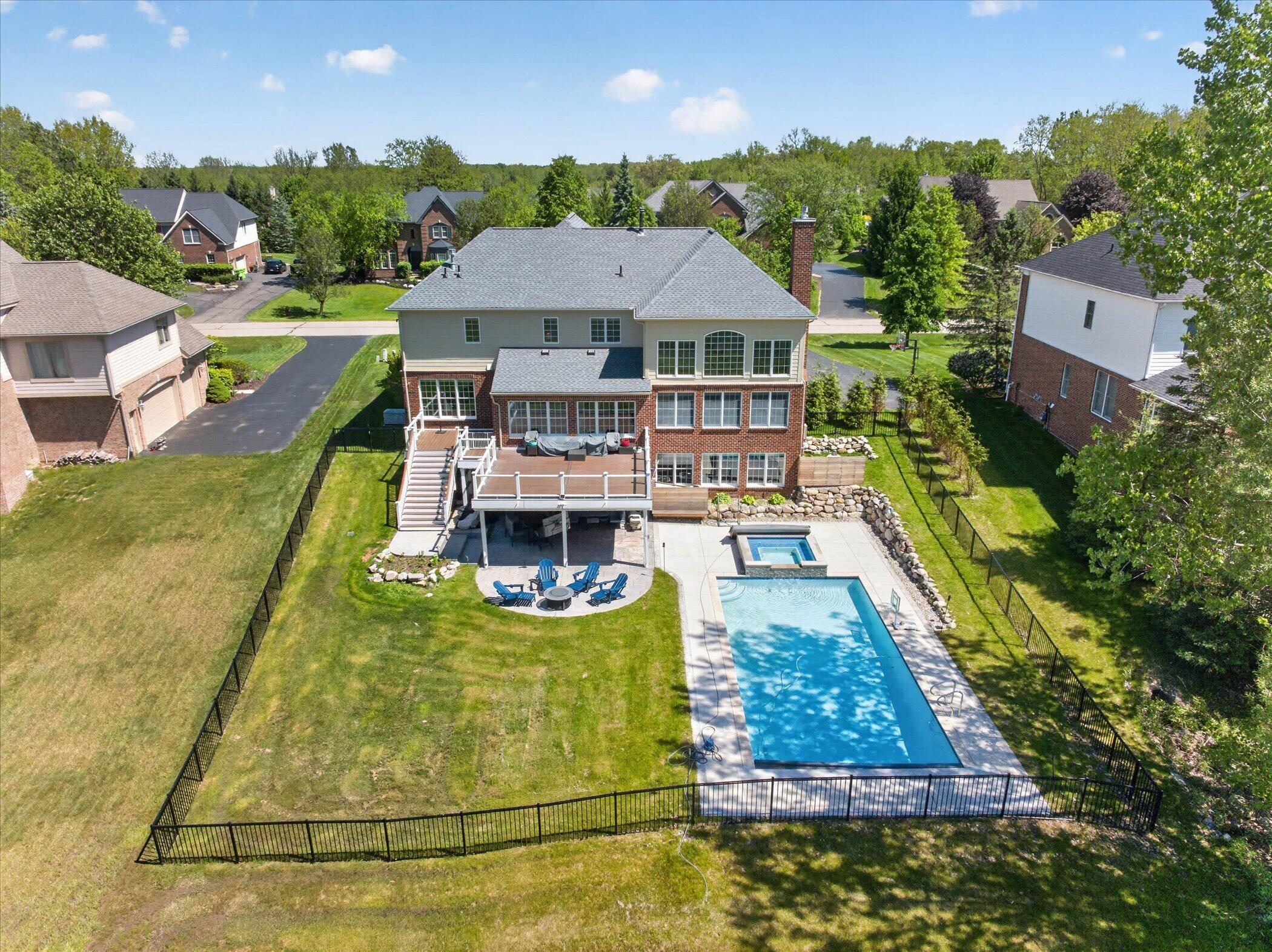 2931 Walnut Ridge Drive Ann Arbor, MI 48103 - Photo 4 of 102 104-2931-Walnut-Ridge-Dr-WindowStill-Pho