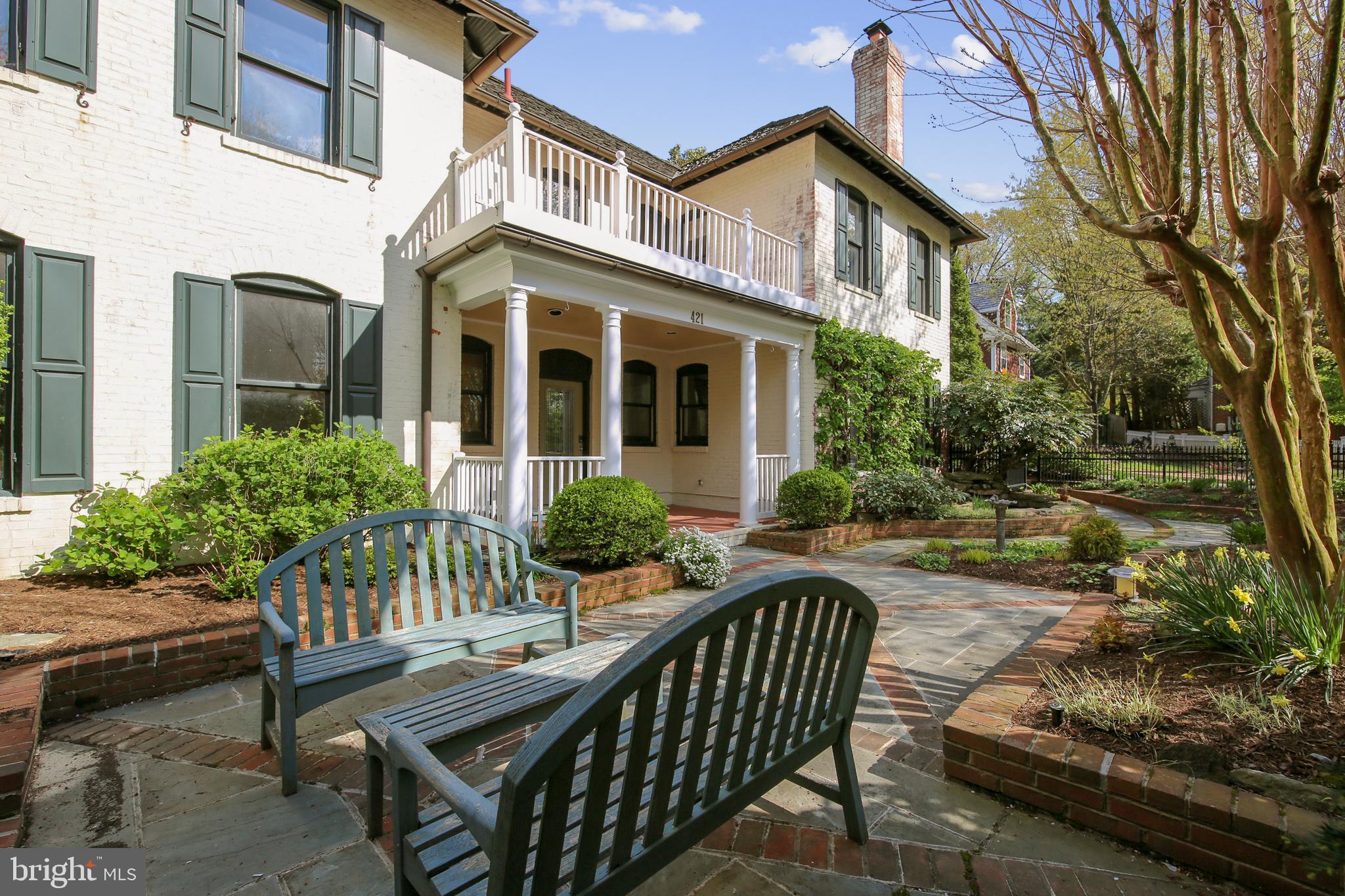 421 Kent Square Road Gaithersburg, MD 20878 - Photo 61 of 78 Beautifully landscaped courtyard
