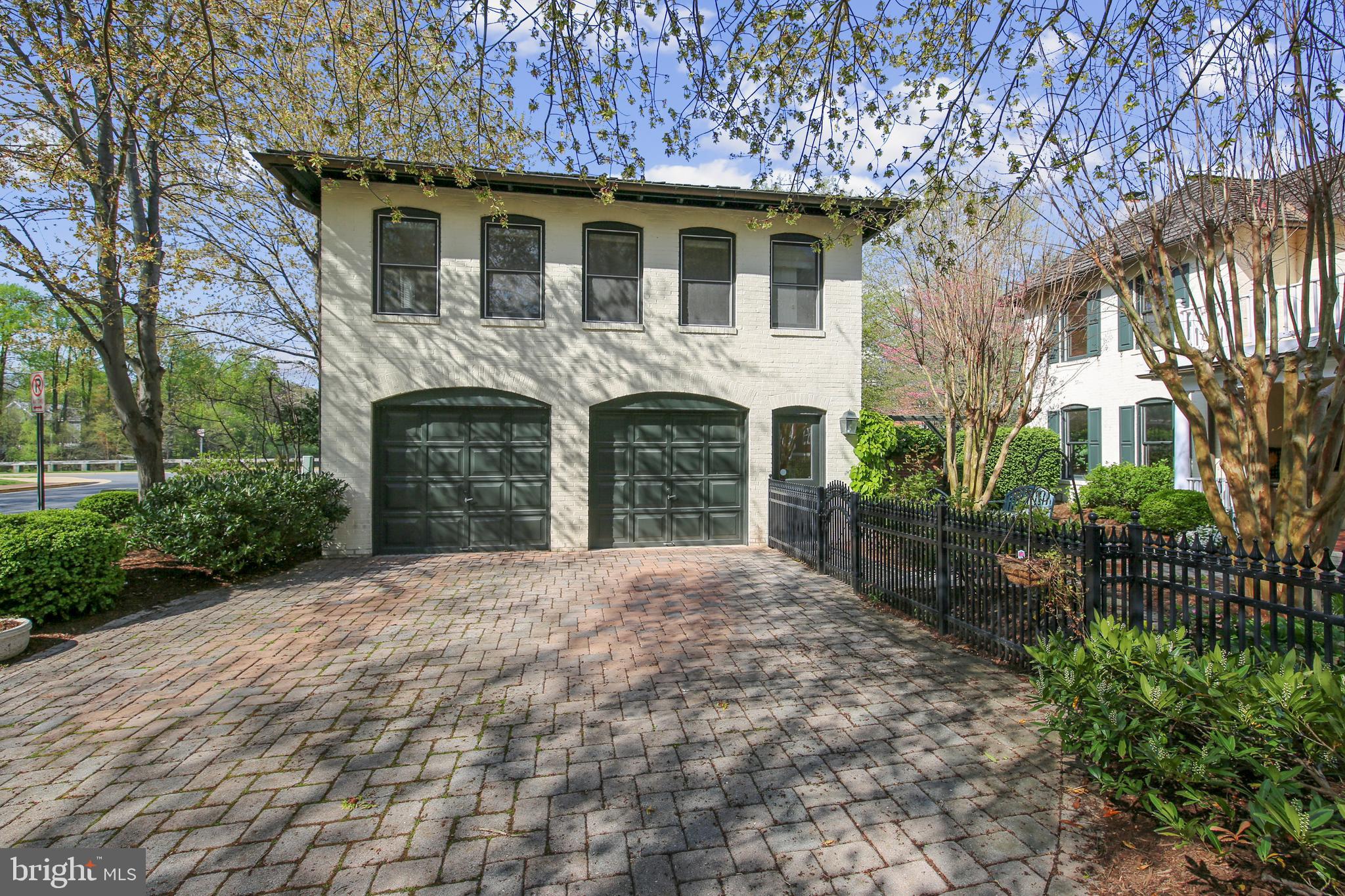 421 Kent Square Road Gaithersburg, MD 20878 - Photo 63 of 78 Garage and private driveway