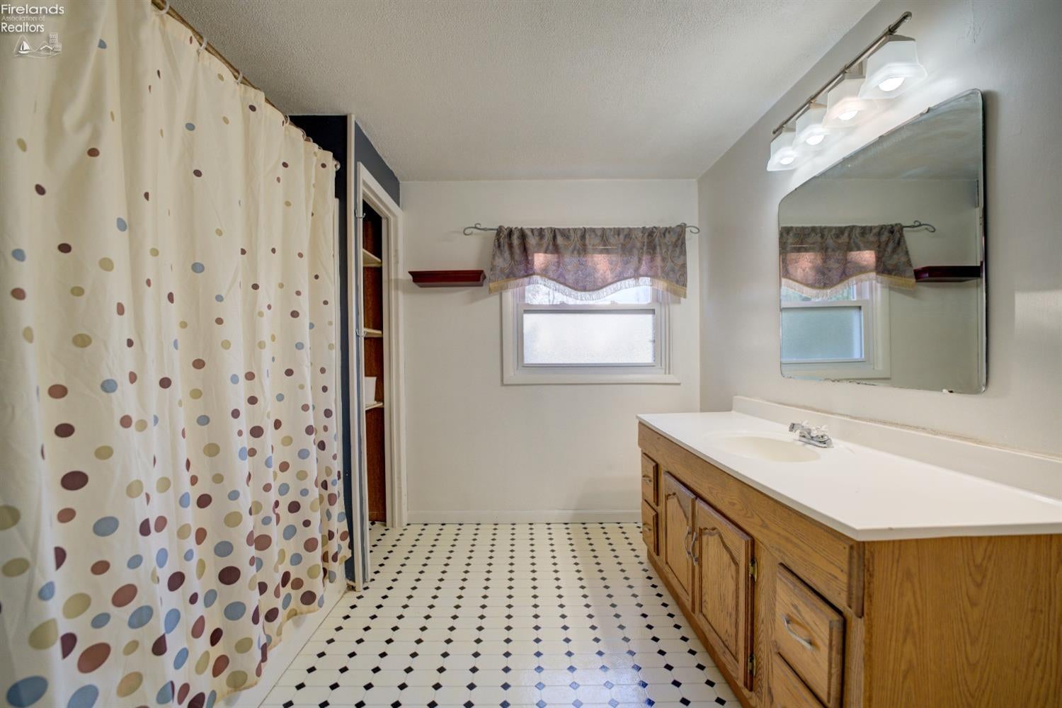 3255 Limerick Road Clyde, OH 43410 - Photo 29 of 48 Gallery Image 29