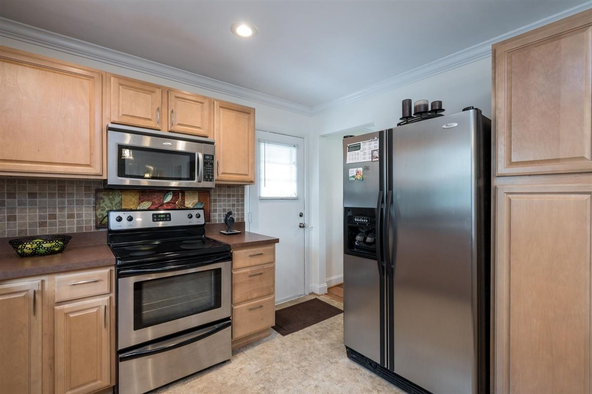 3405 Dell Drive Raleigh, NC 27609 - Photo 10 of 30 Photo 10