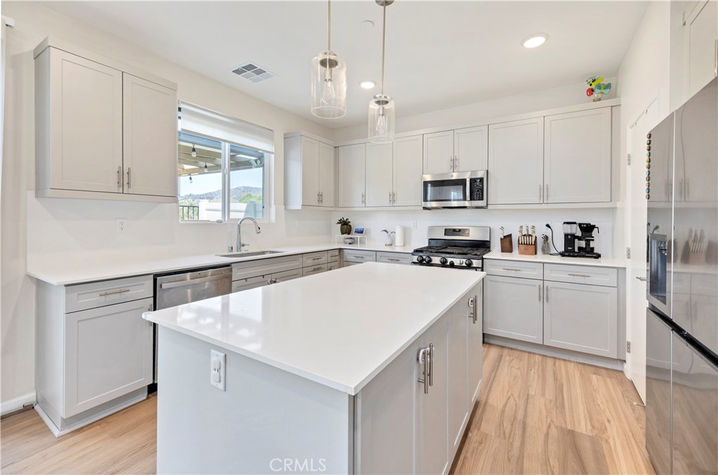 34758 Criollo Way Fallbrook, CA 92028 - Photo 4 of 25