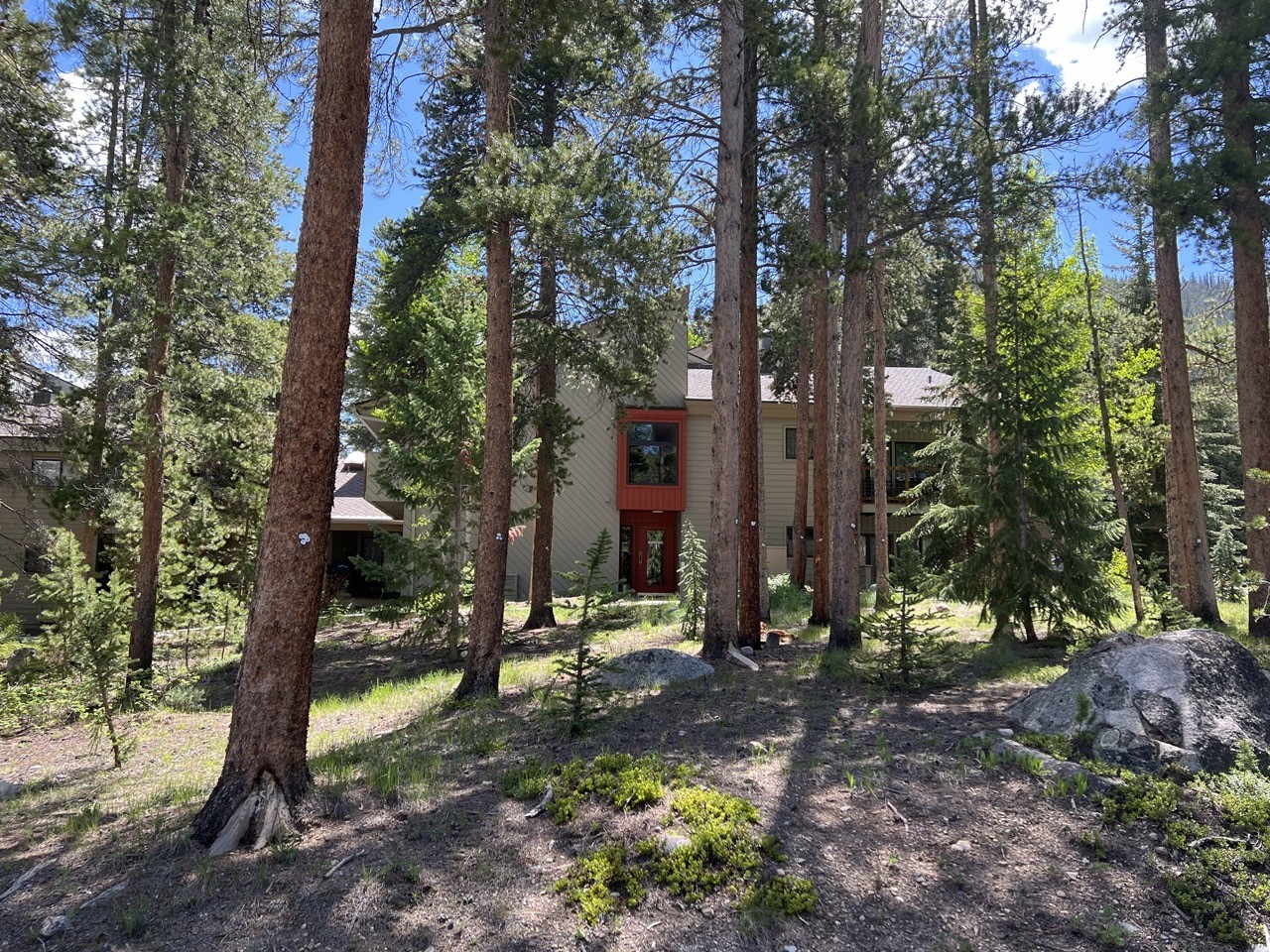 100 Wild Irishman Road, Unit 1110 Keystone, CO 80435 - Photo 25 of 25 Summer - Exterior of Building 1