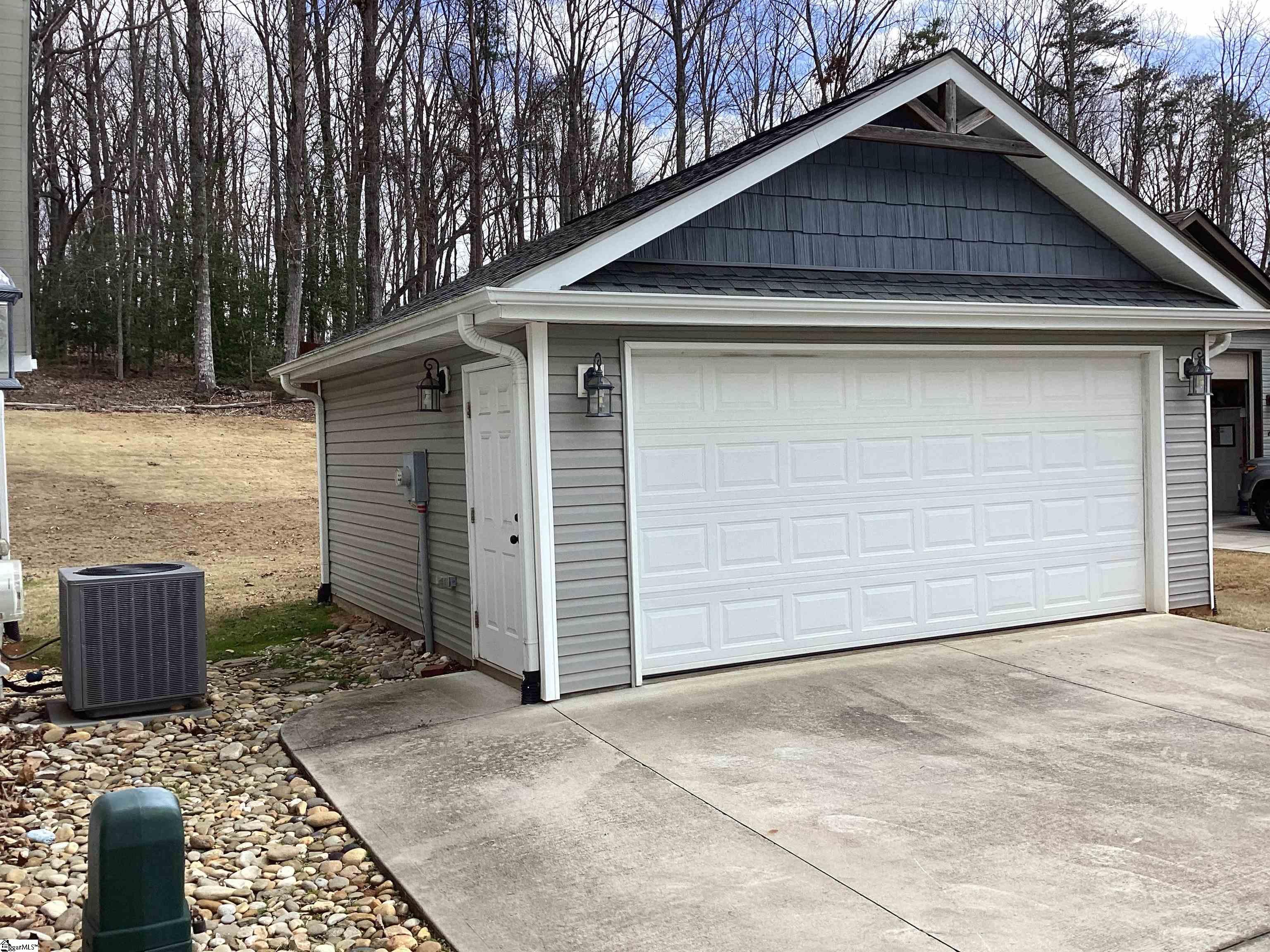 424 Bowers Road Travelers Rest, SC 29690 - Photo 20 of 22