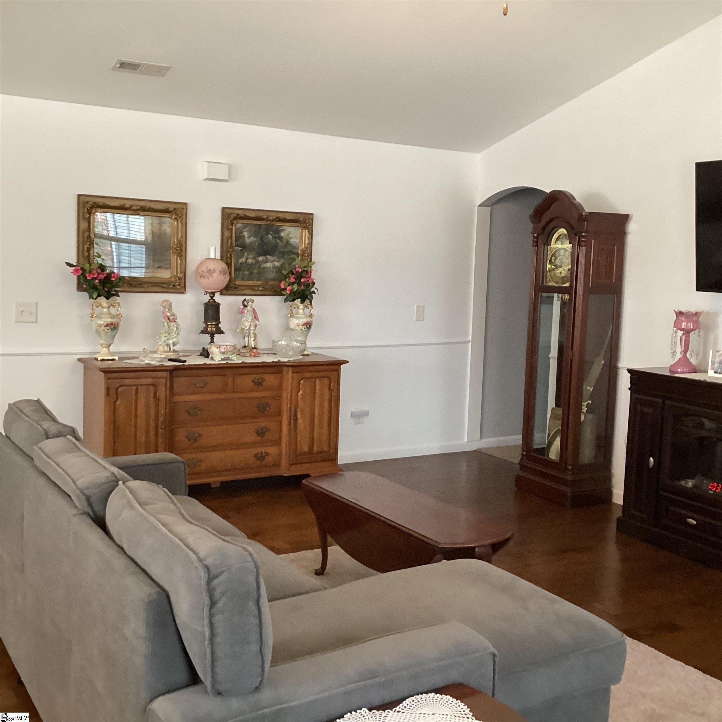 424 Bowers Road Travelers Rest, SC 29690 - Photo 7 of 22