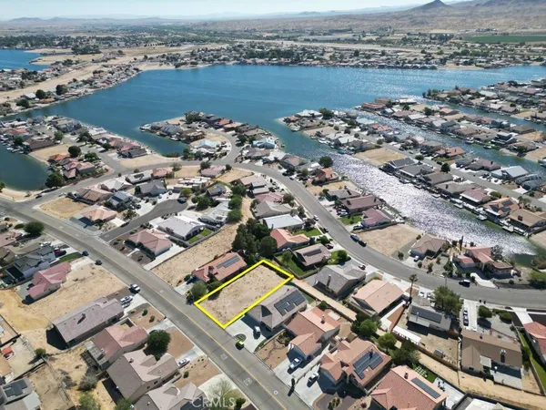 $43,000 | 26481 Silver Lakes Parkway, Helendale, CA 92342