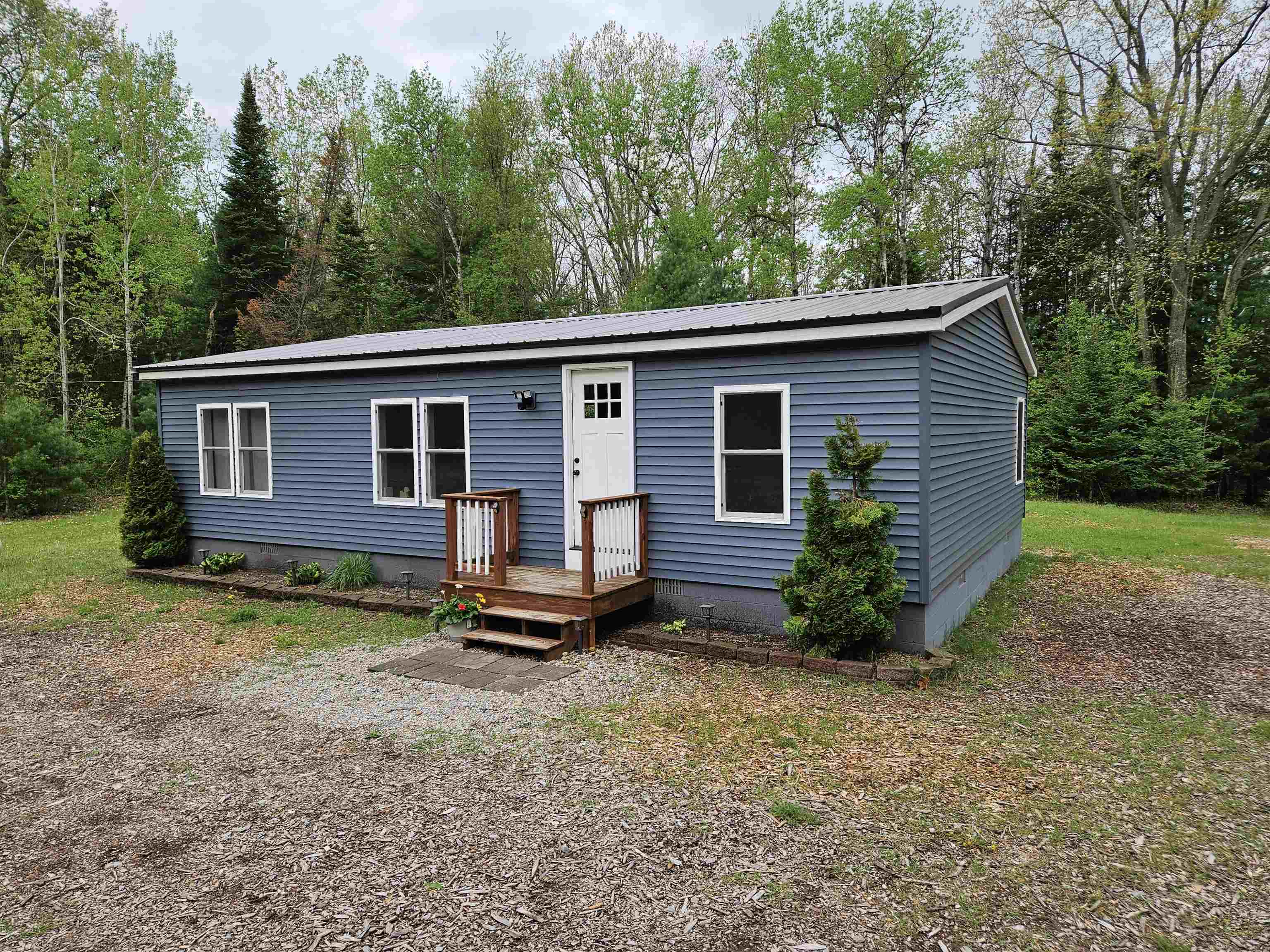 3056 Indian Hill Road Honor, MI 49640 - Photo 1 of 28